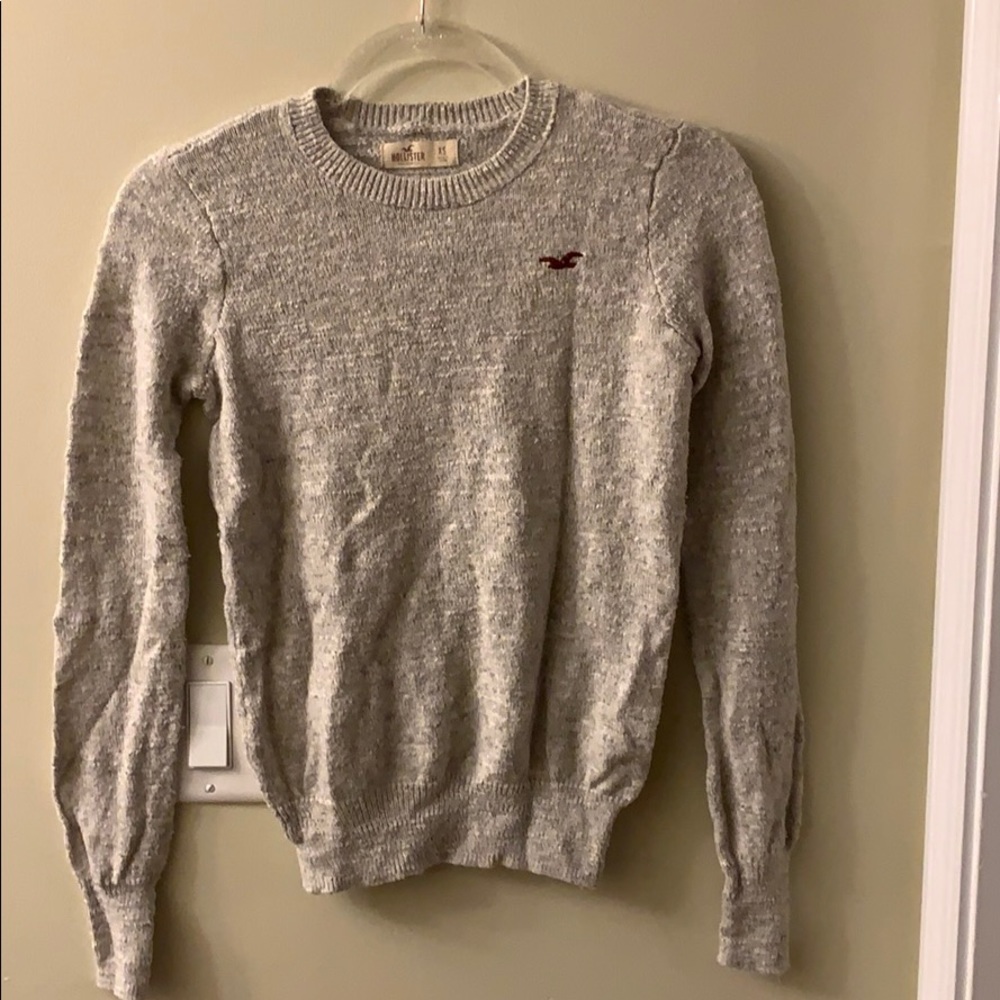Hollister sweater